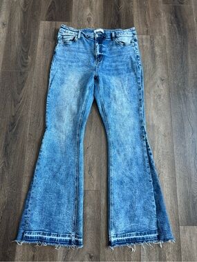 Vervet Flare Jeans - Women’s Size 32